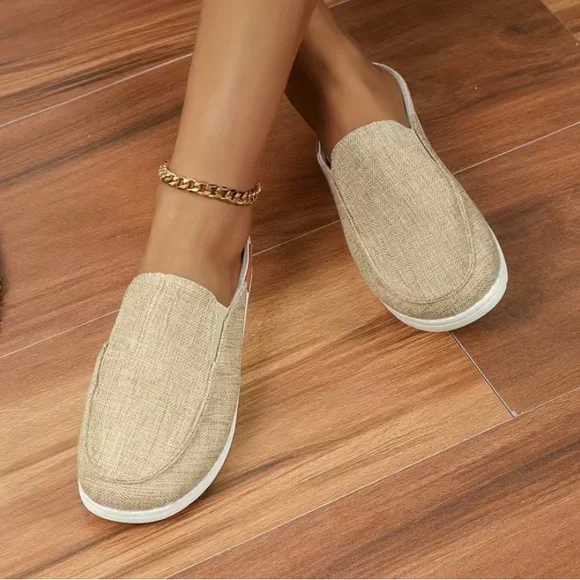 New in package tan womens mules slip on 7.5 or 8 - Picture 1 of 2